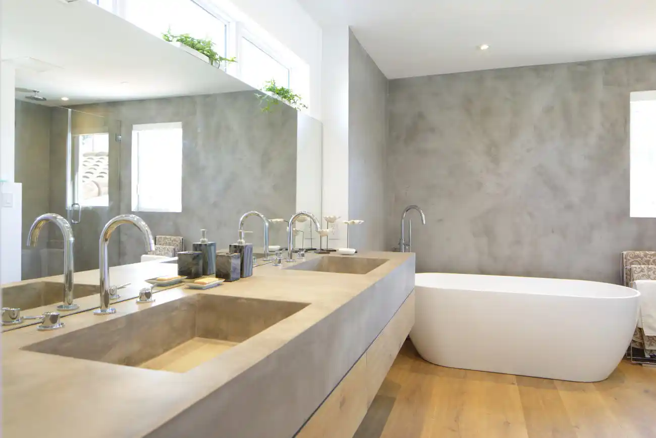 Microcemento baños en Reus